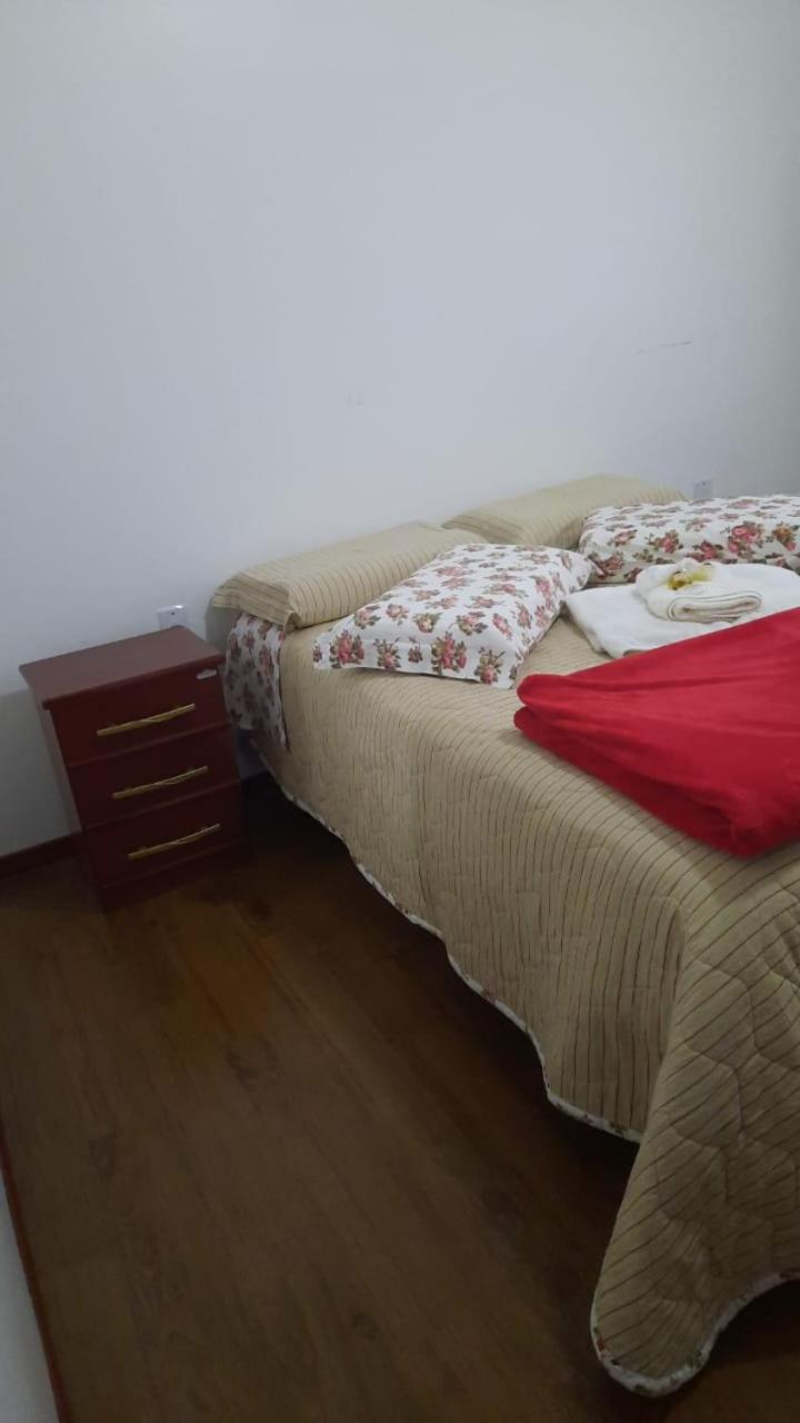 Apto Mozzafiato 2 Quartos no Centro