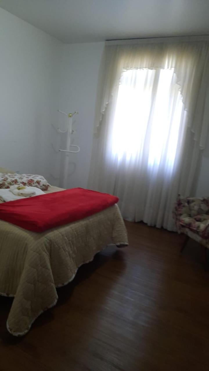 Apto Mozzafiato 2 Quartos no Centro