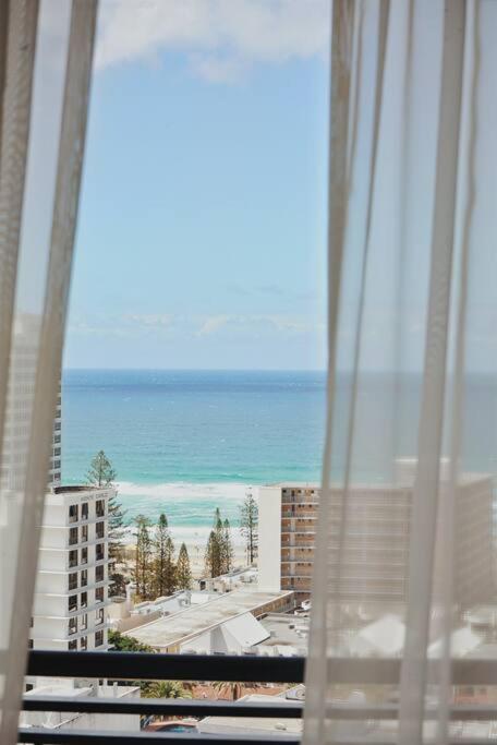 Bliss At The Towers - Surfers Central!