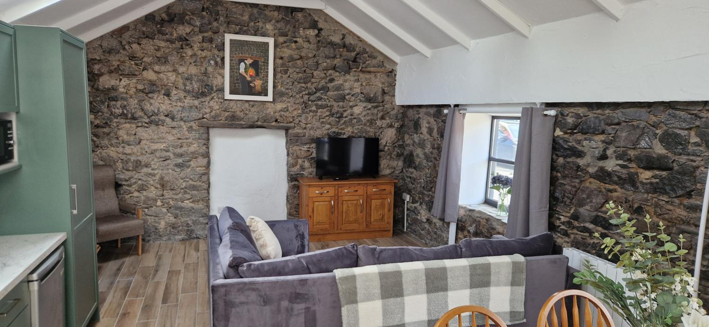 The Forge Cottage 1