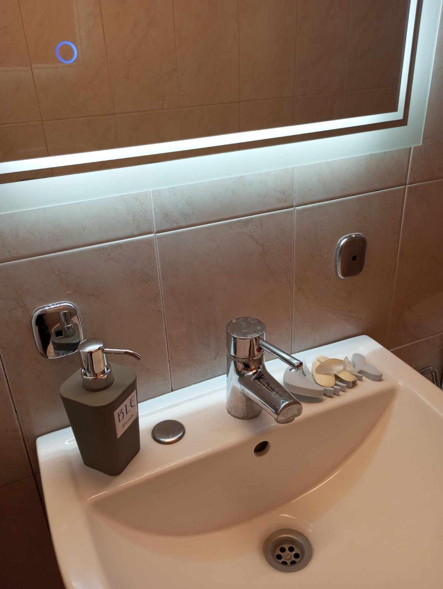 BLE apartments