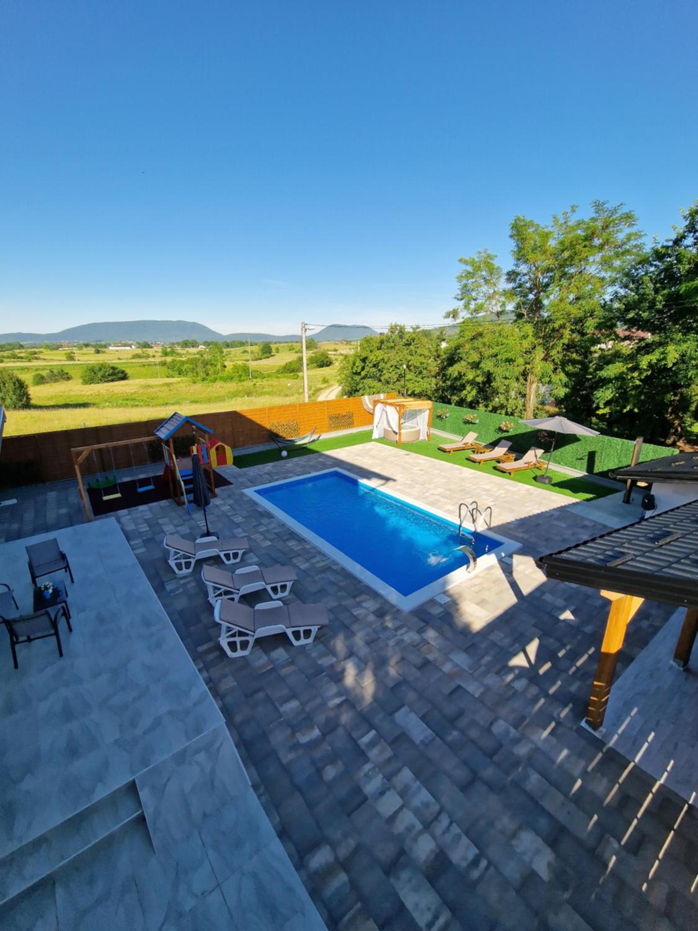 Villa Crystal