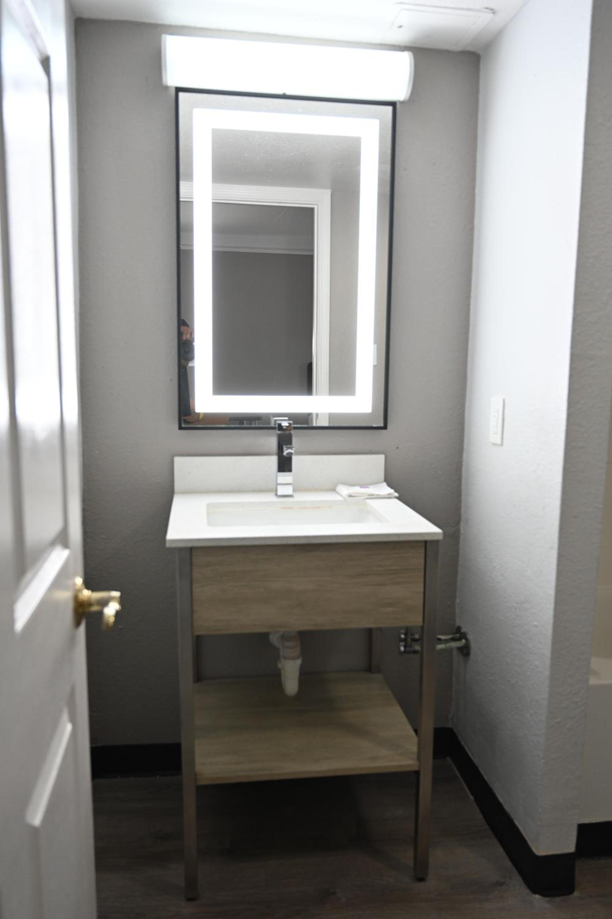 Motel 6-Hazelwood, MO - Property Image 33