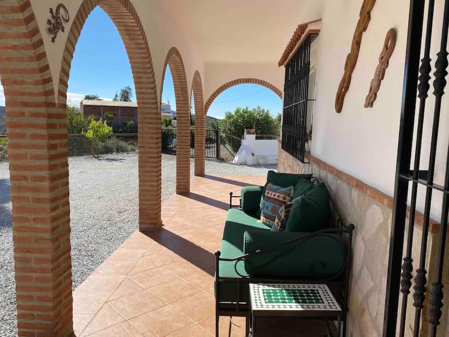 2 Bed 2 Bath Villa Near Sedella Heatable Saltwater Pool