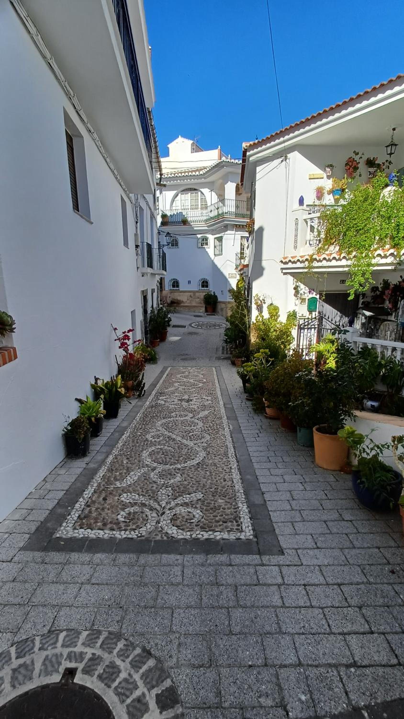 2 Bed 2 Bath Villa Near Sedella Heatable Saltwater Pool