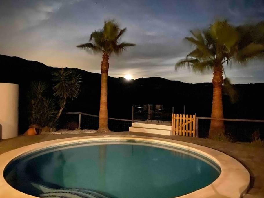 2 Bed 2 Bath Villa Near Sedella Heatable Saltwater Pool