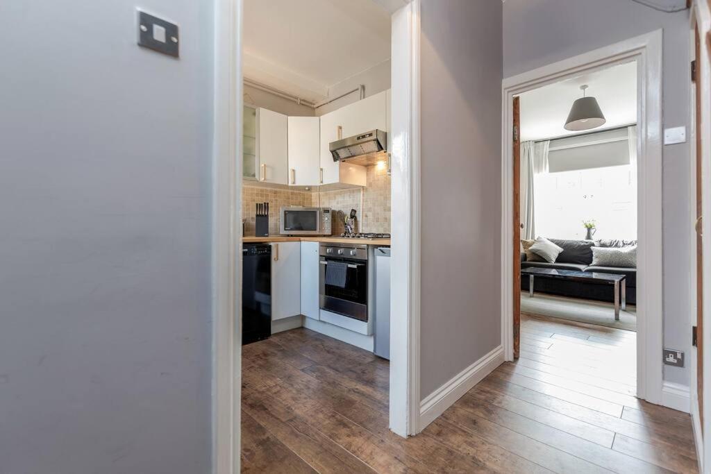 Bright, Modernised Apartment Close to Borough Market