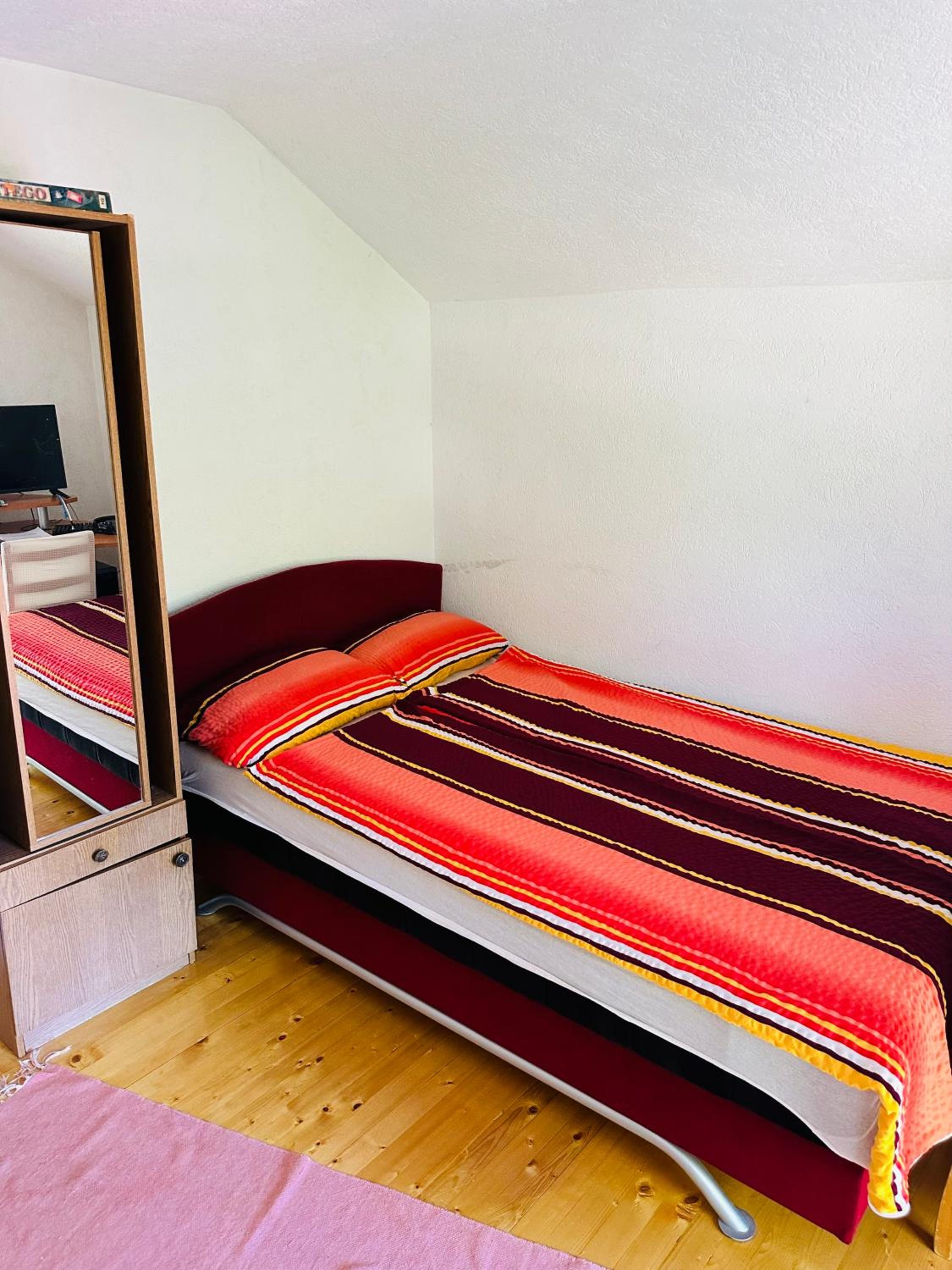 Dzeki, House Ilidza