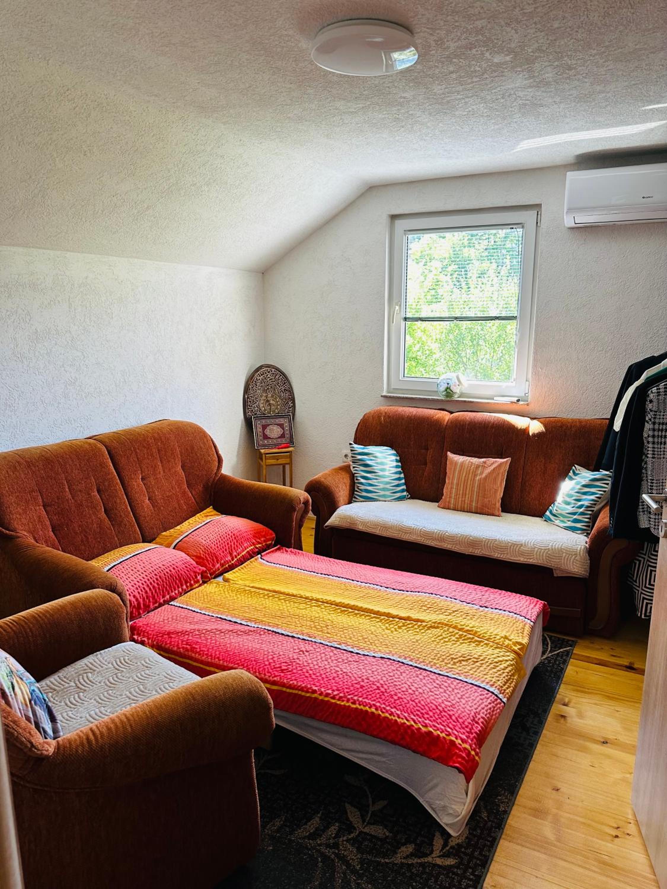 Dzeki, House Ilidza