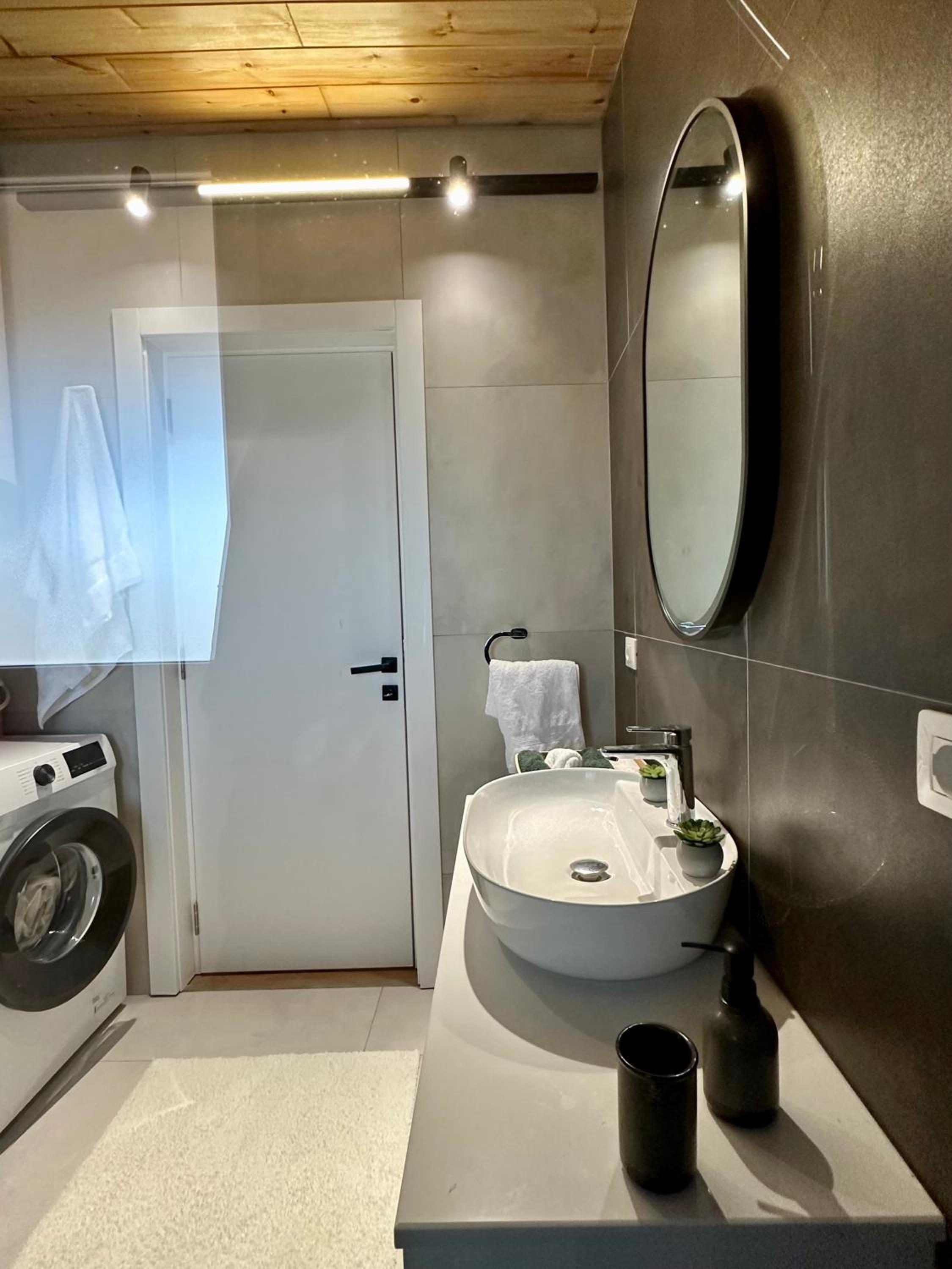 SUV ApartHotel