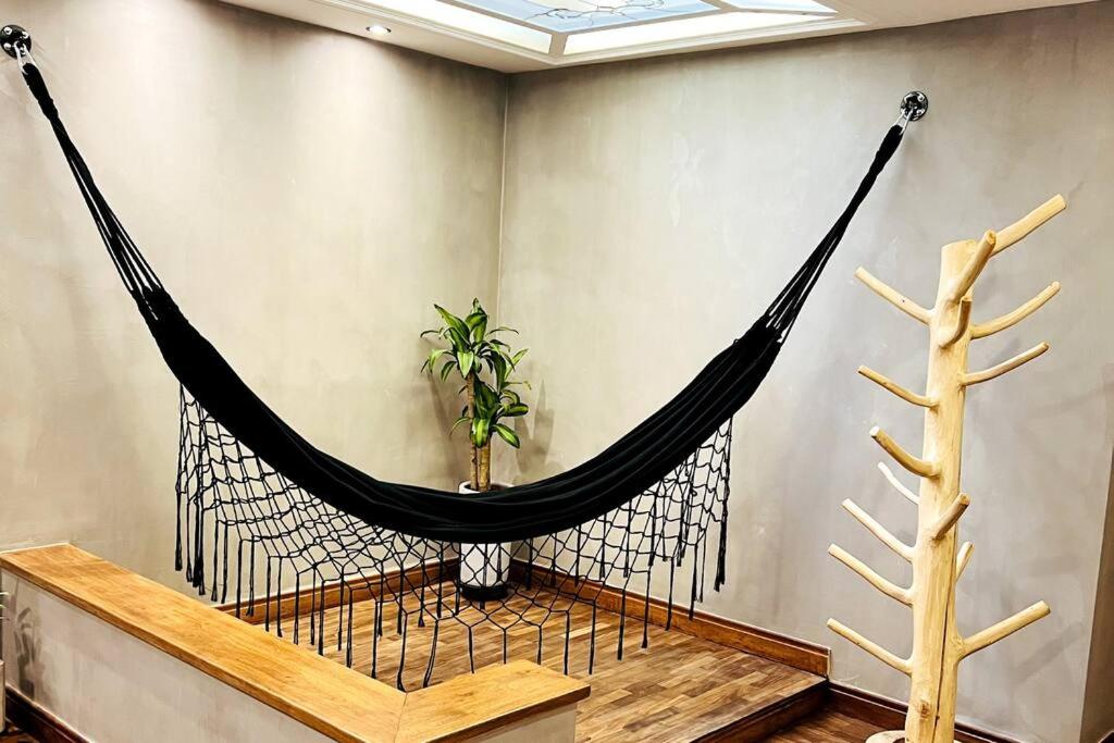 Modern 4Bedroom with private Terrace 500mb internet