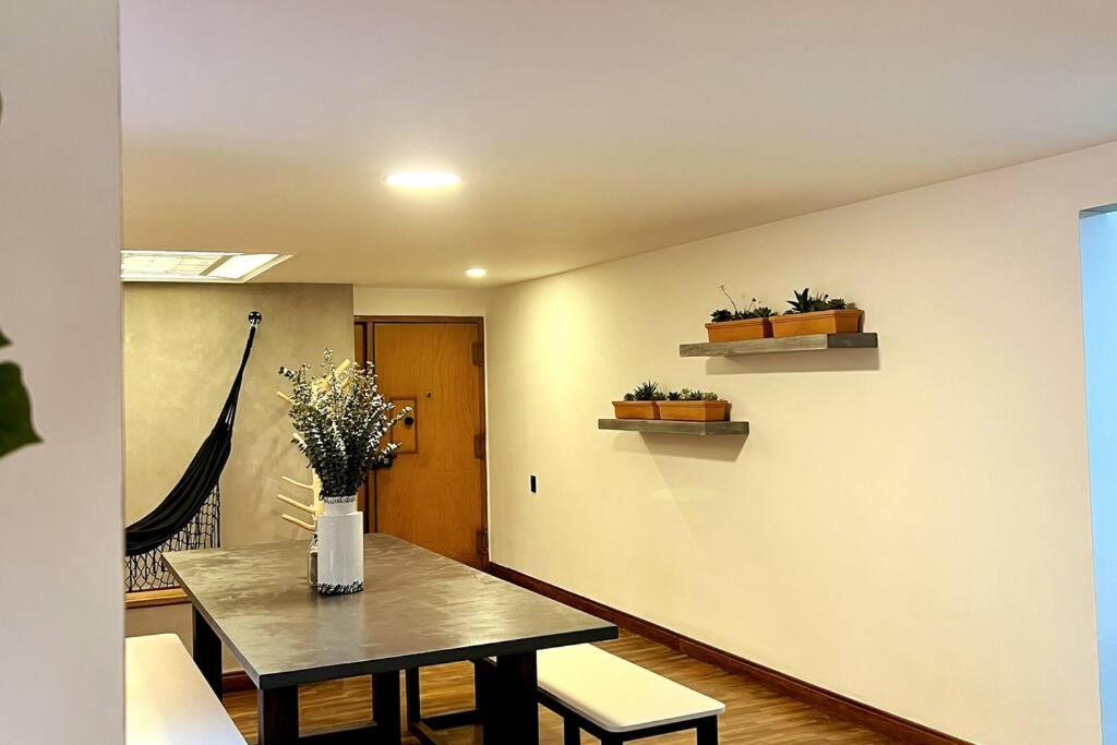 Modern 4Bedroom with private Terrace 500mb internet