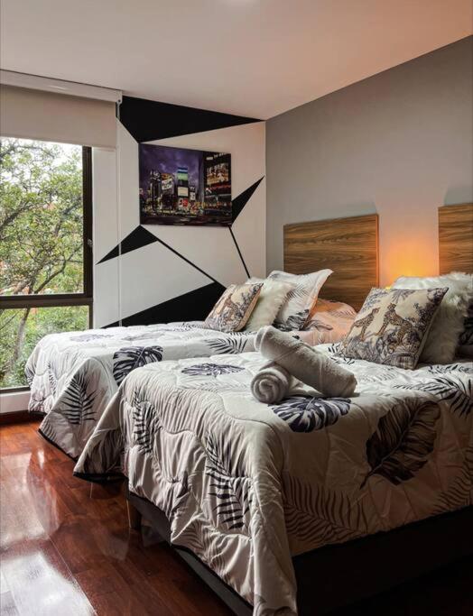 Modern 4Bedroom with private Terrace 500mb internet