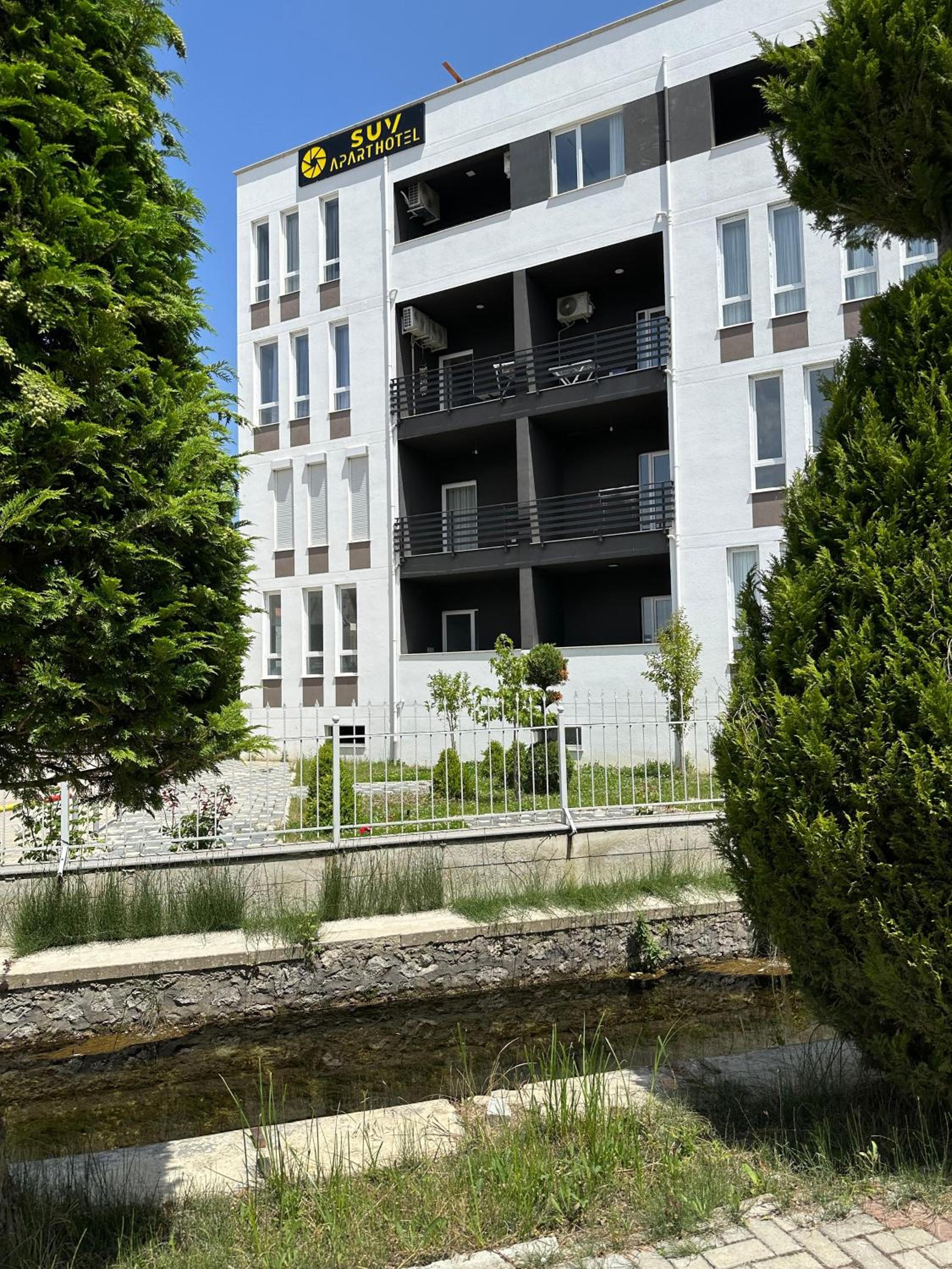 SUV ApartHotel