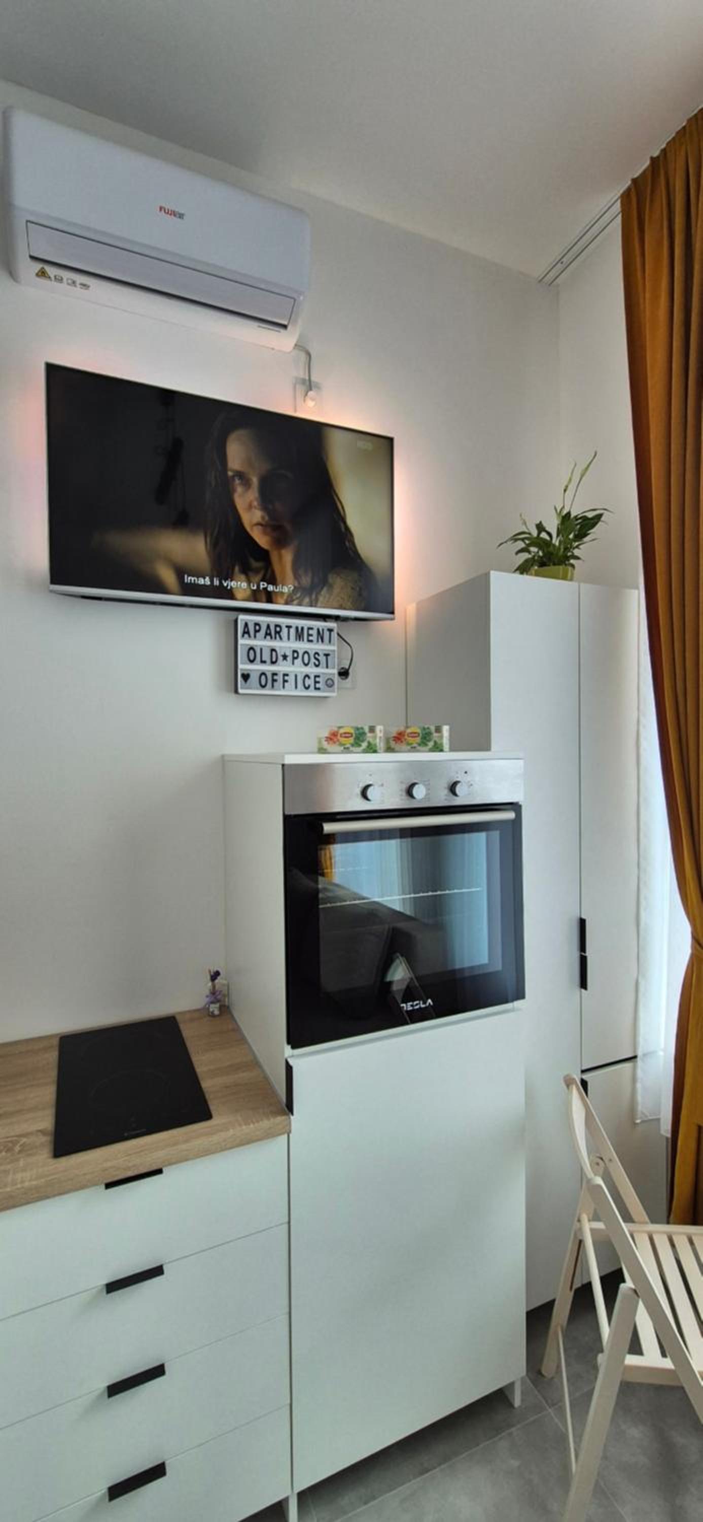 Studio apartment Postcard with free parking