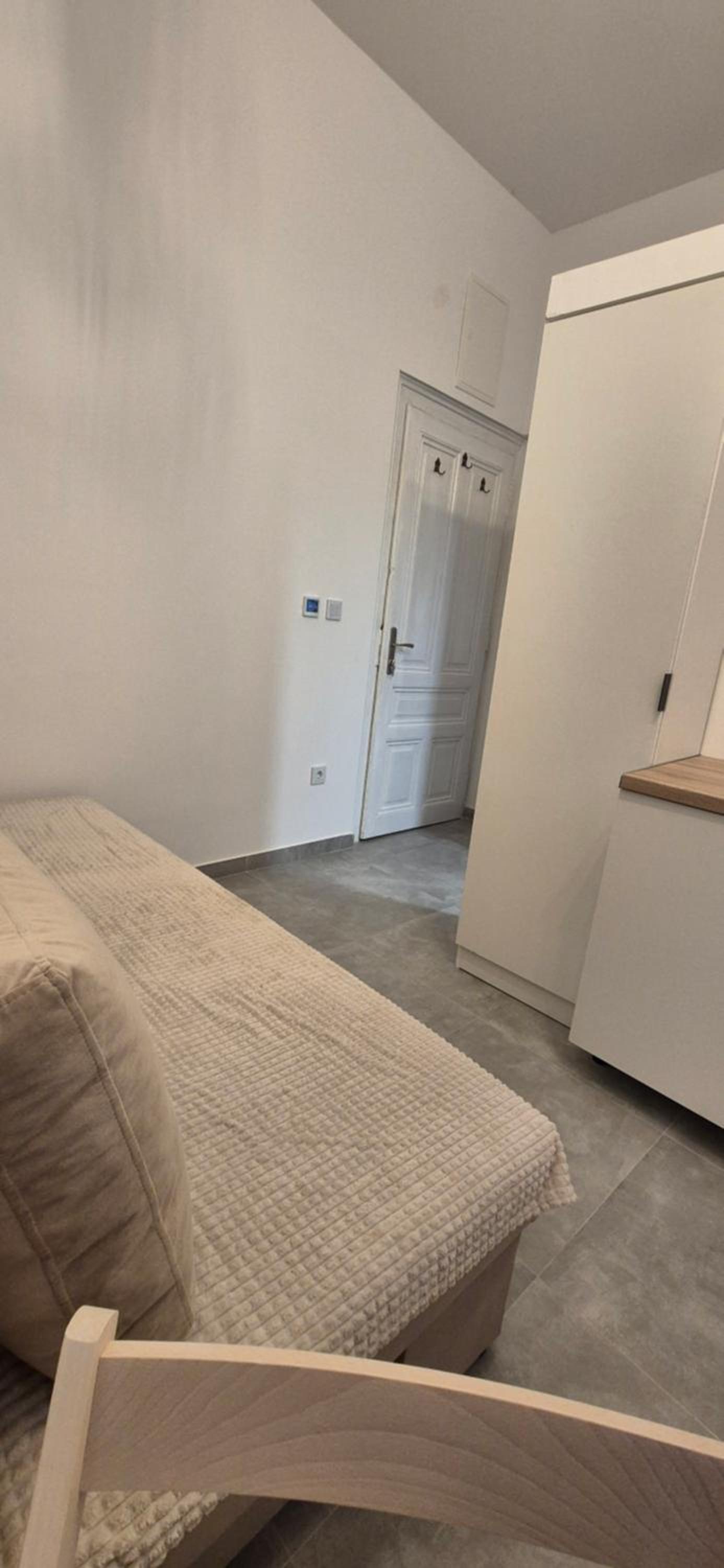 Studio apartment Postcard with free parking