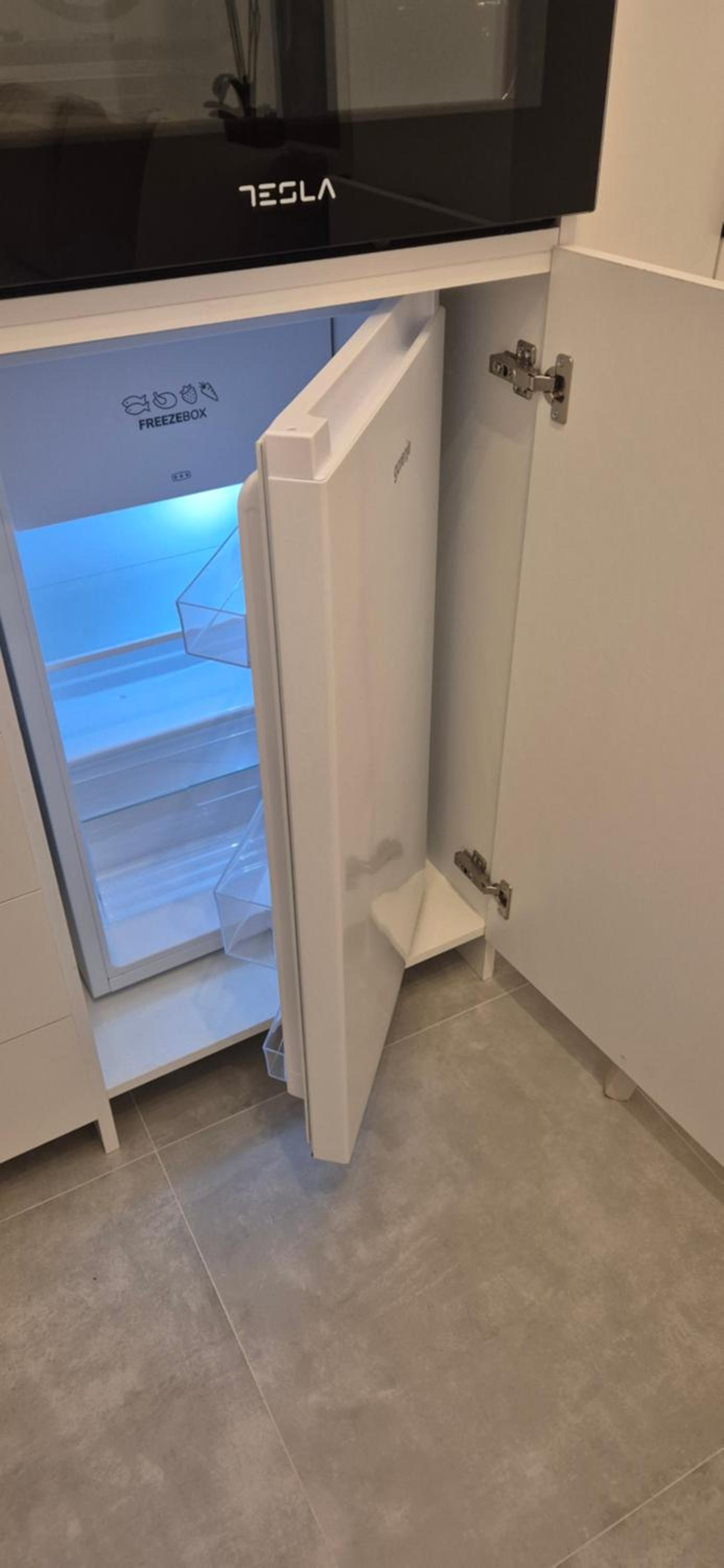 Studio apartment Postcard with free parking