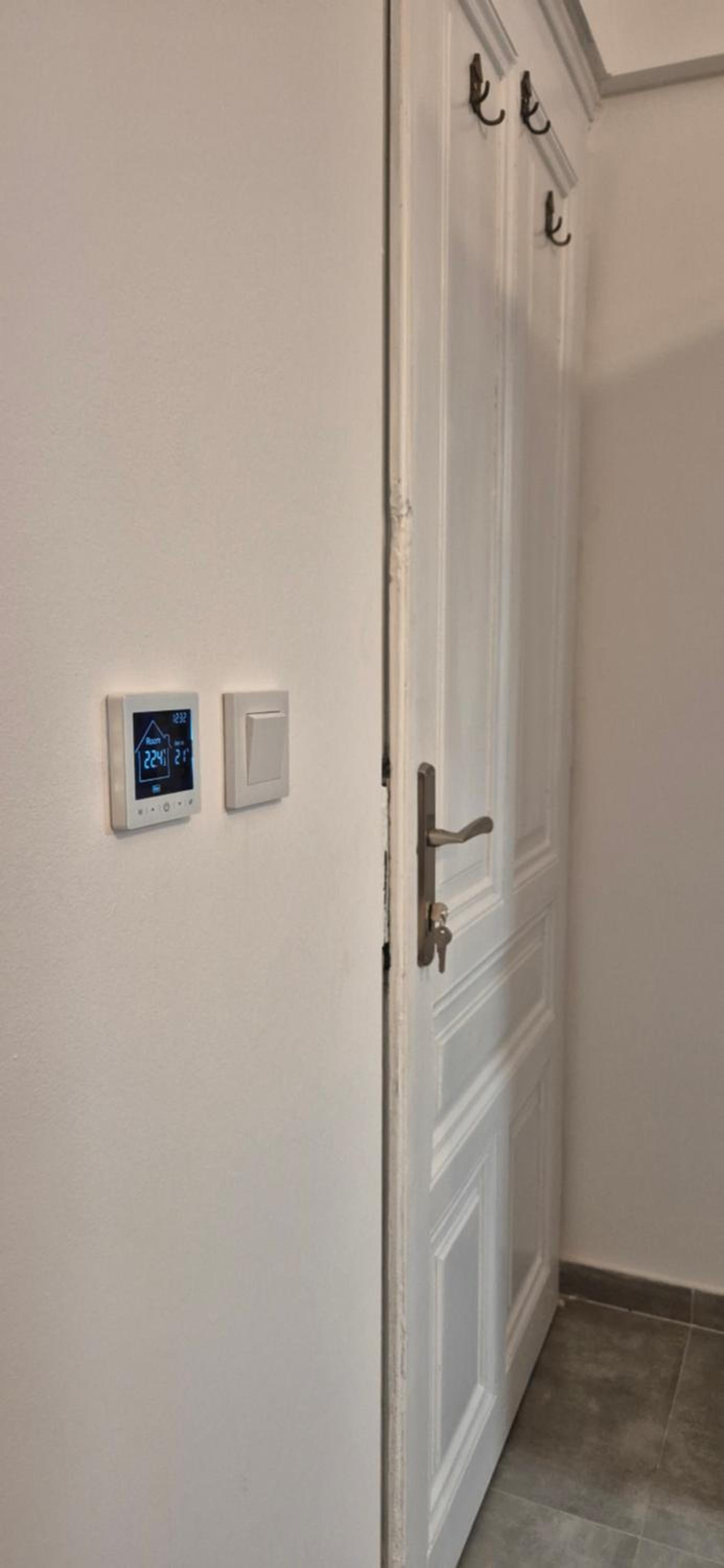 Studio apartment Postcard with free parking