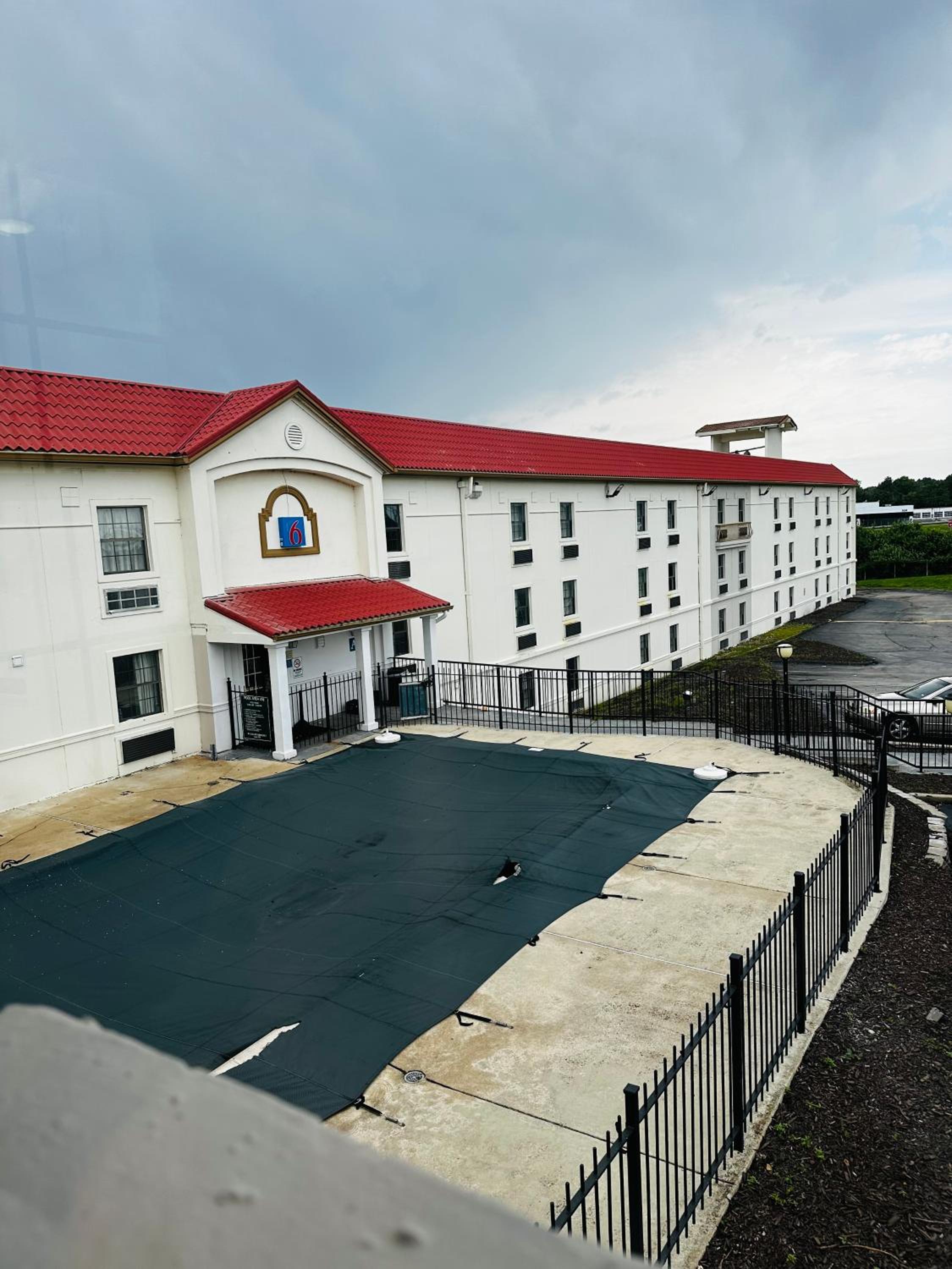 Motel 6-Hazelwood, MO - Property Image 7