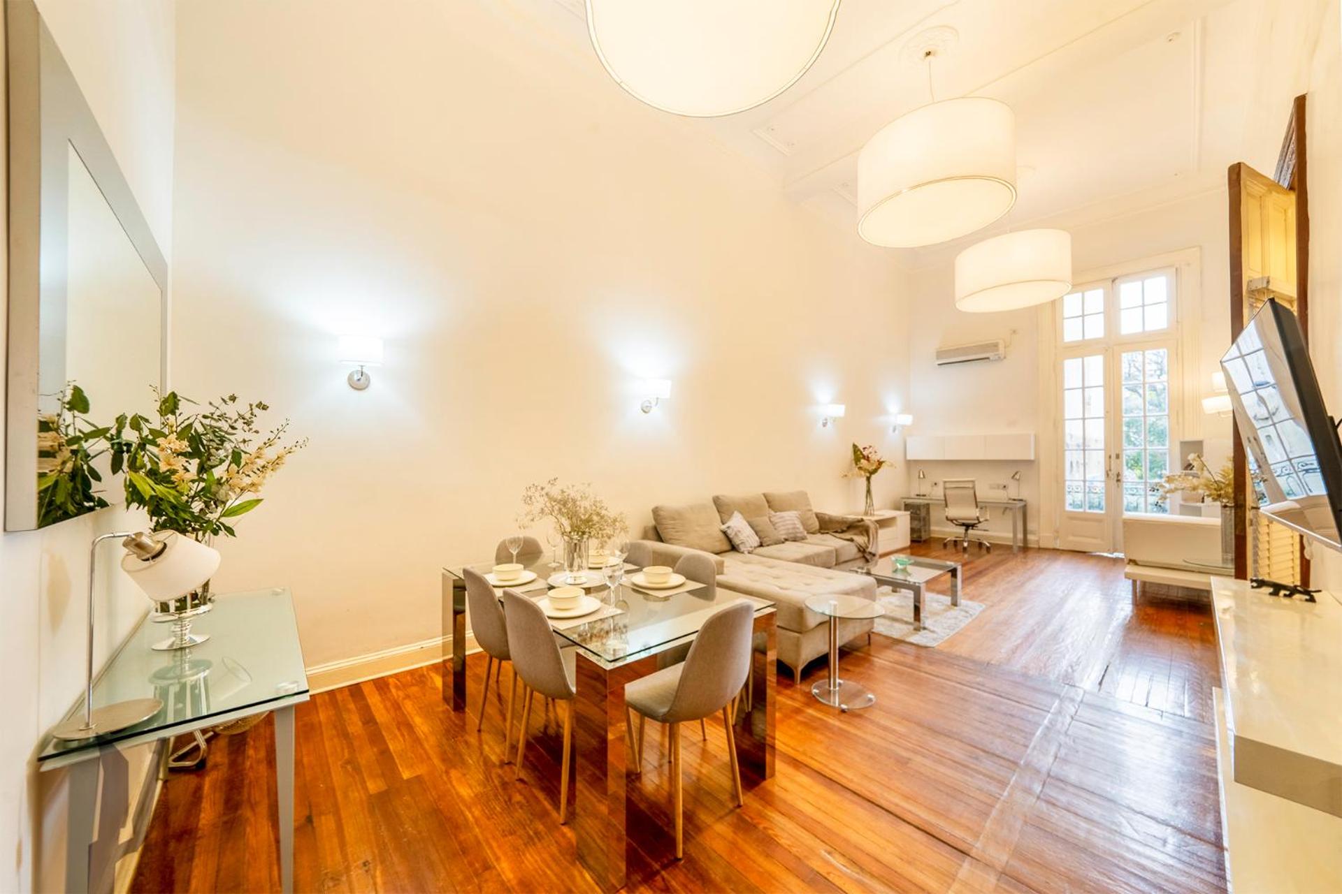 Plaza de Mayo - Diplomat's 3 bedroom ensuite haven