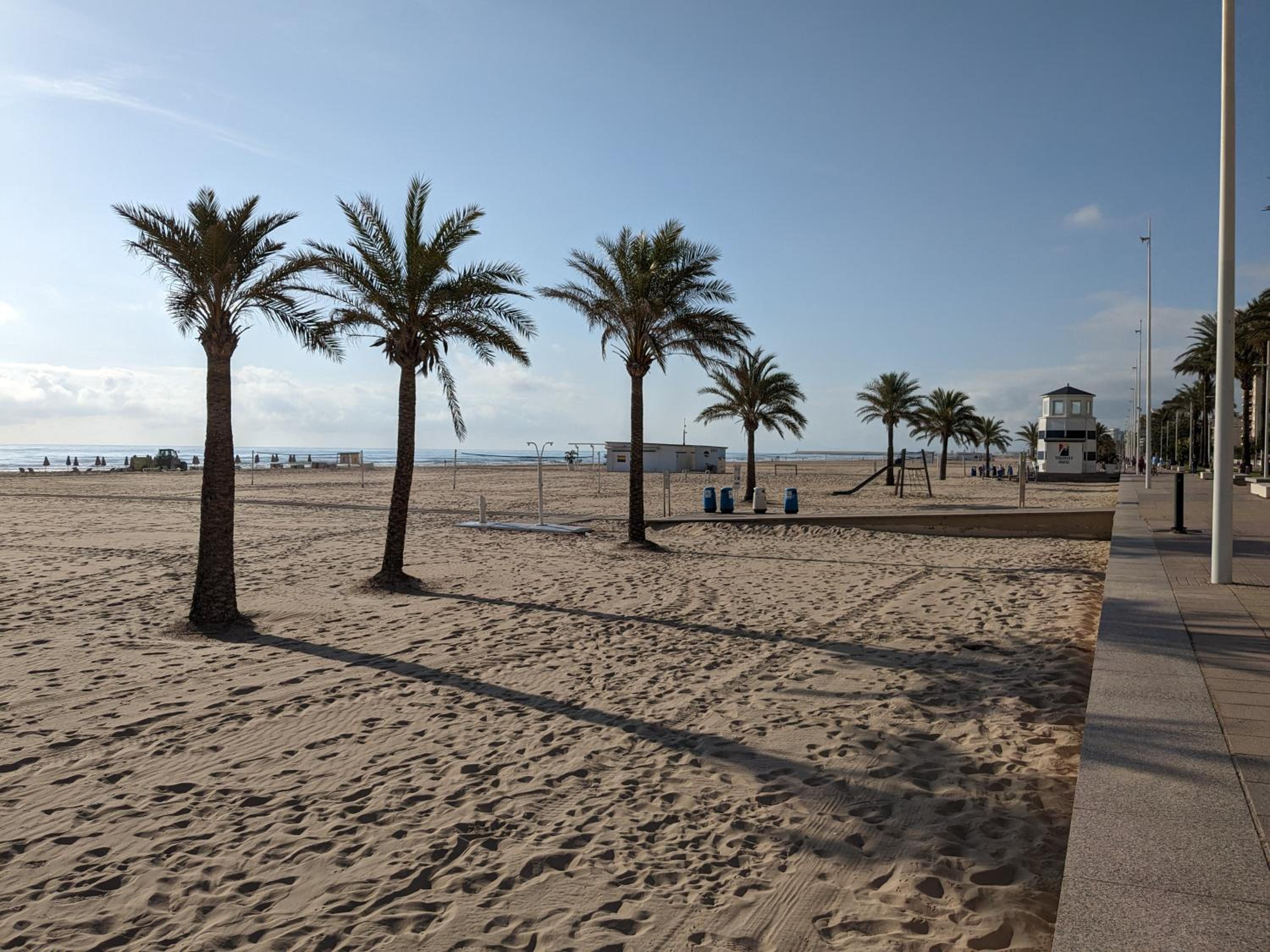 Apartamento Los Juncos - 50m playa - Sólo familias - Parking gratuito - WIFI - TV 55" 4K - PS5 view 4