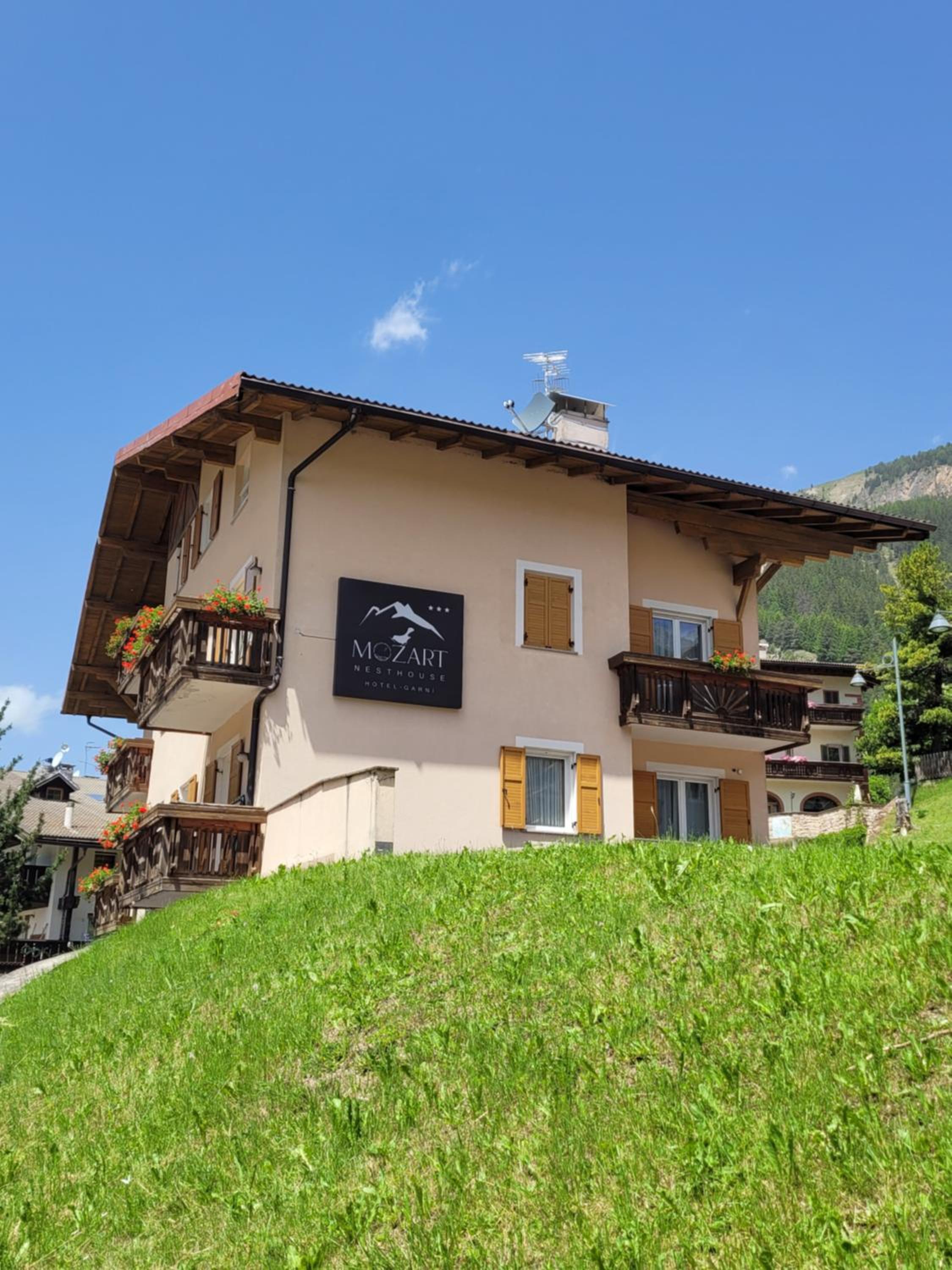 Garni B&B Mozart Nesthouse view 3