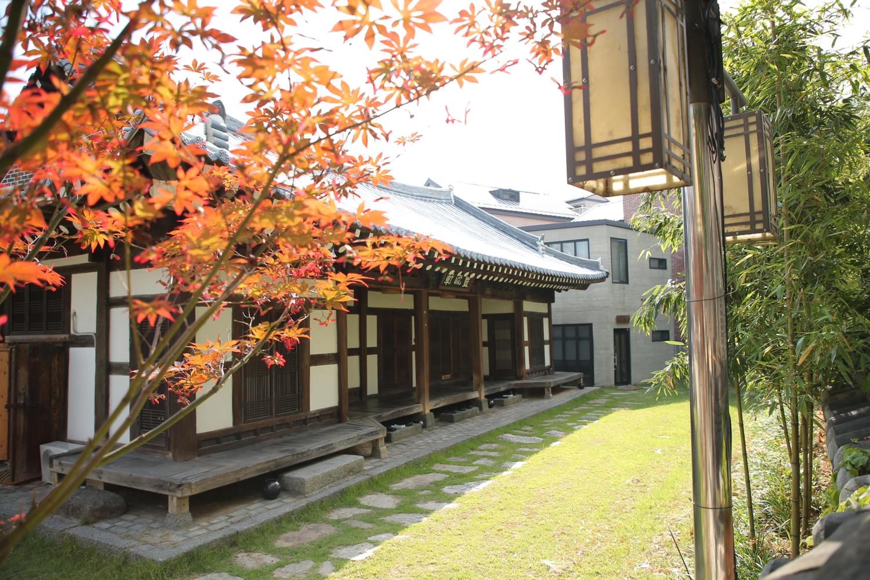 Pungryuheon Hanok Stay view 2
