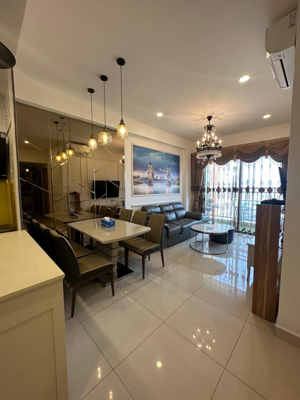 Chung cư 2 phòng ngủ hiện đại sang trọng Quận 2