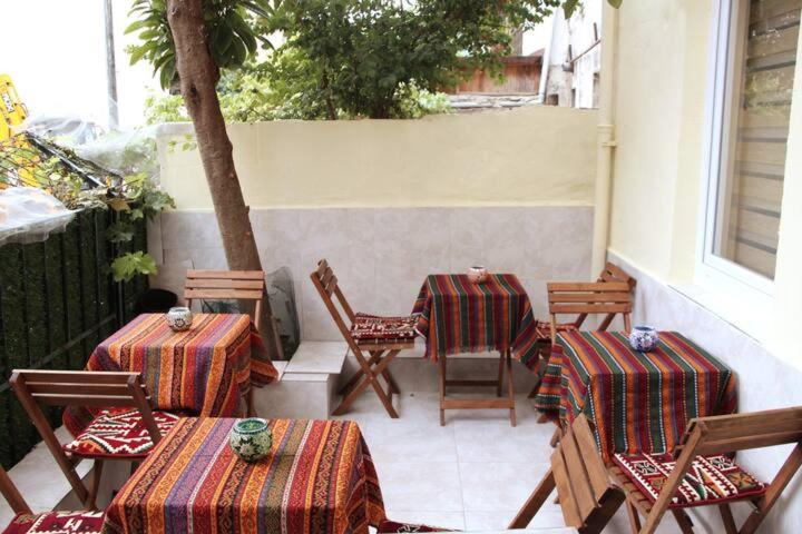 Estampolis Hotel
