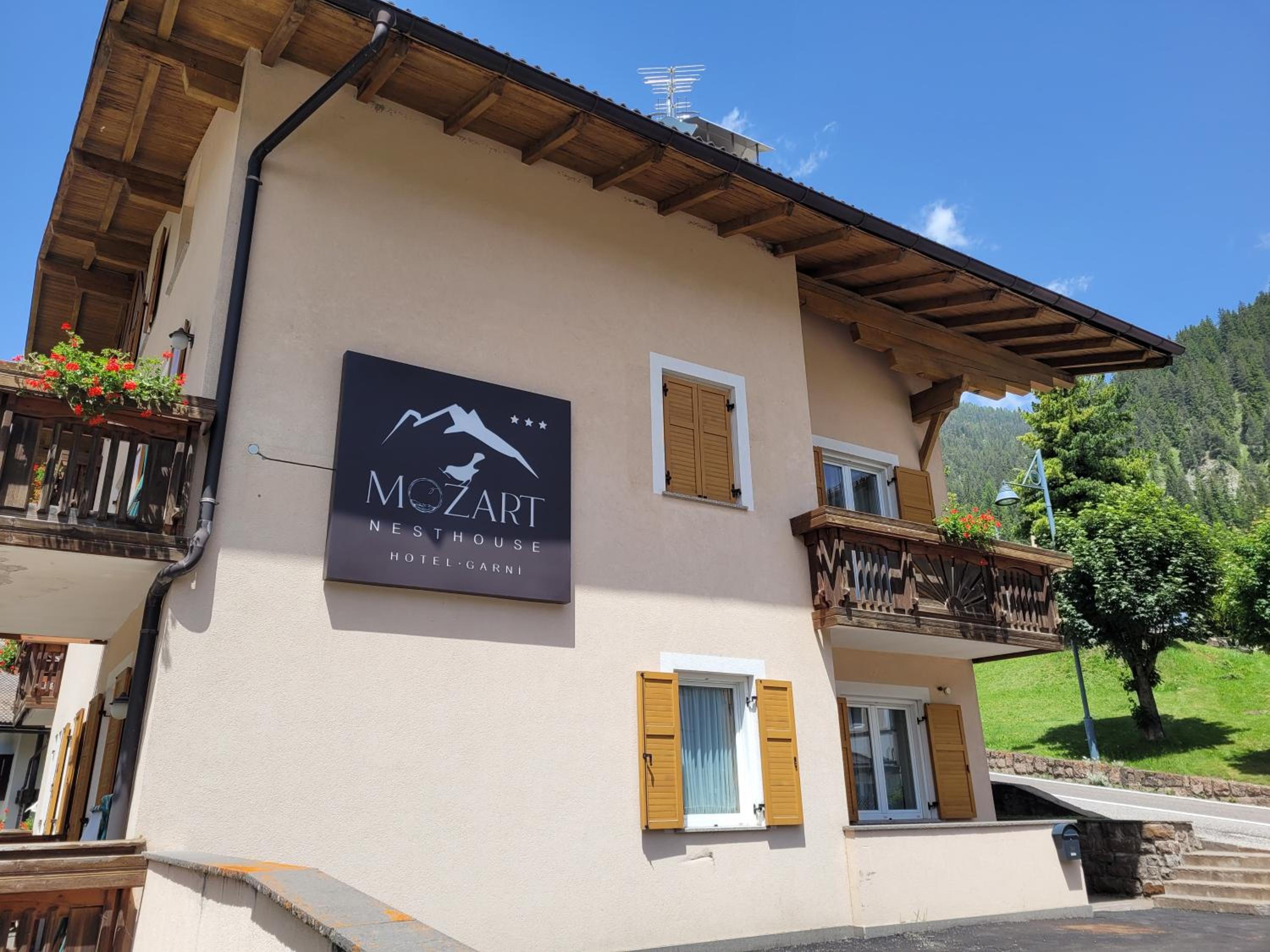 Garni B&B Mozart Nesthouse view 4