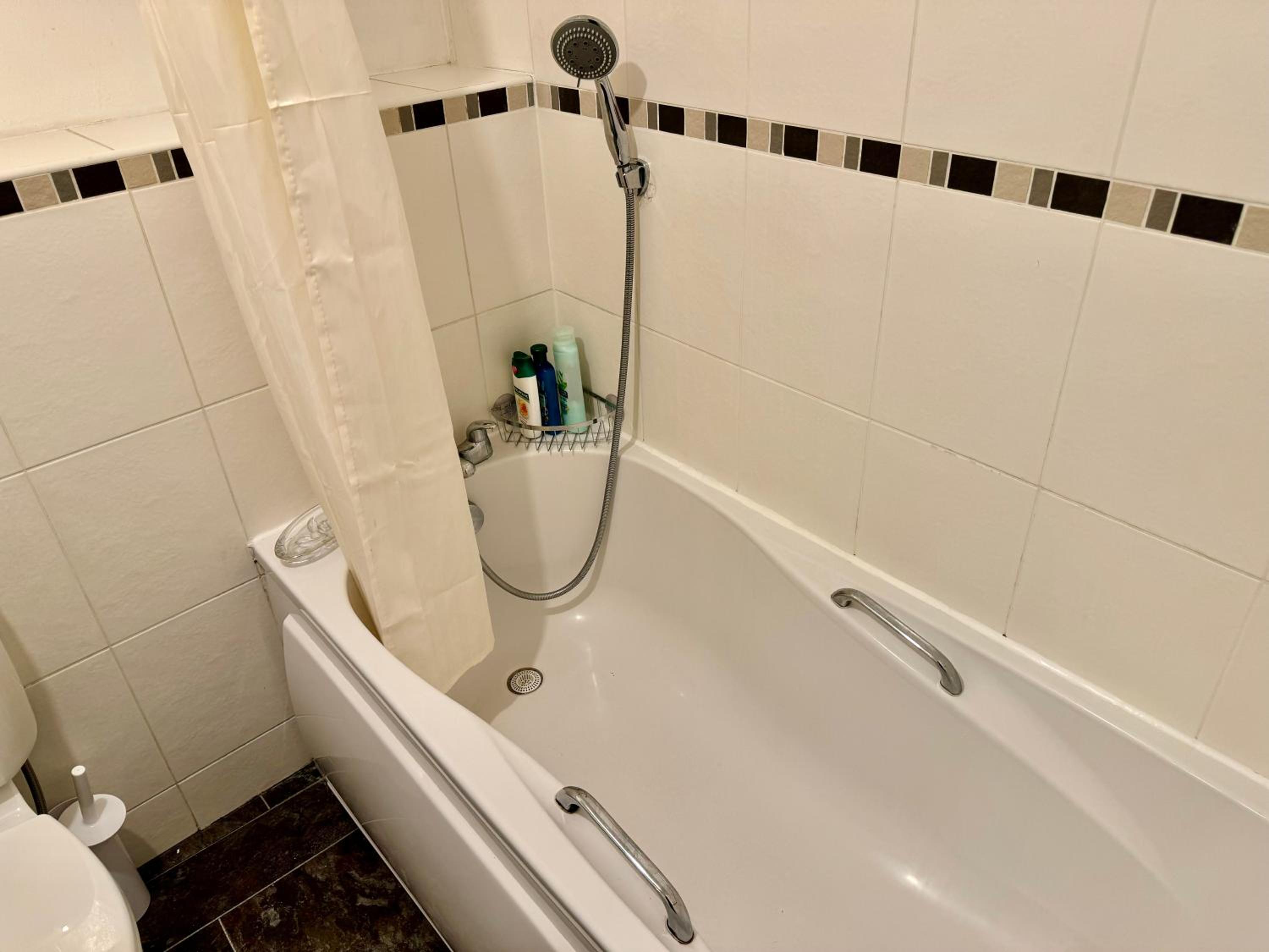 Photo 42