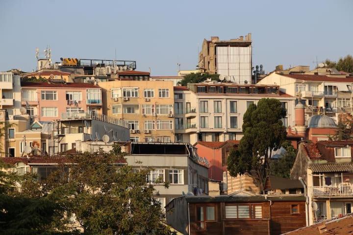 Estampolis Hotel