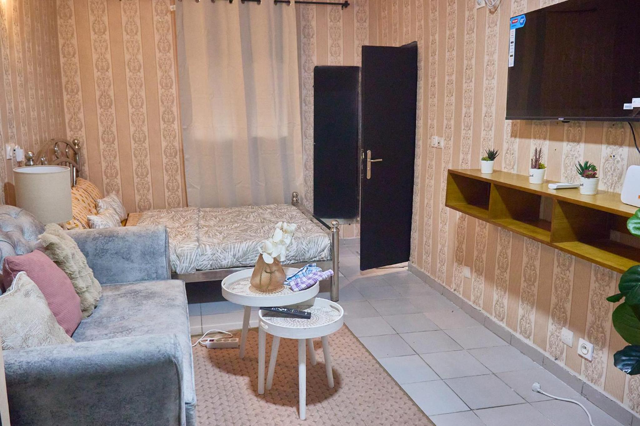 Charming Self-Contained Studio