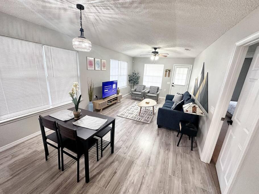 2 BR Beach Getaway, Perdido Key, NAS, Pensacola view 5