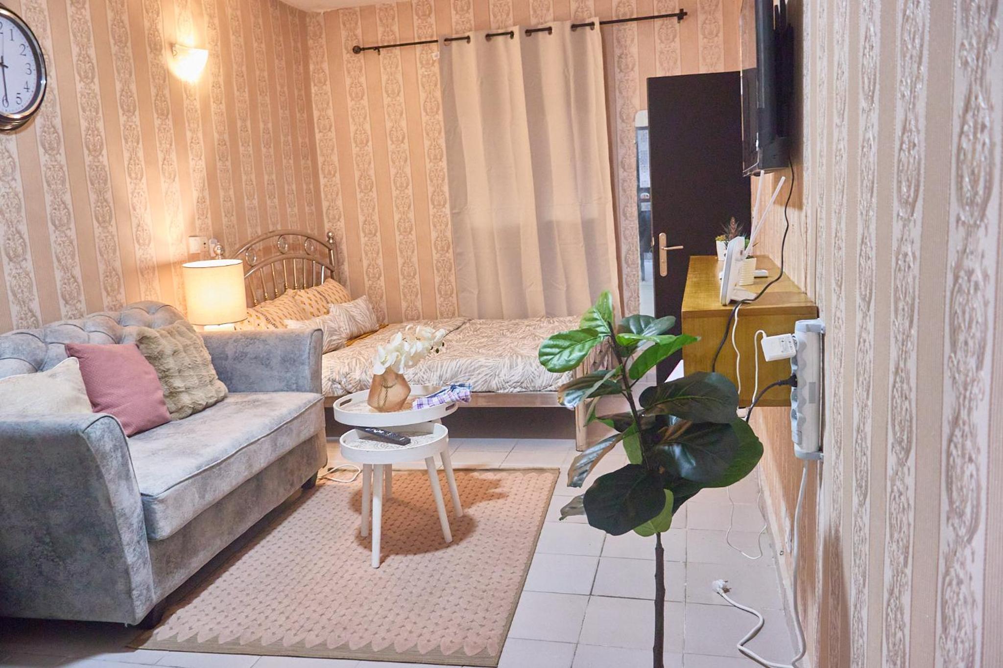 Charming Self-Contained Studio