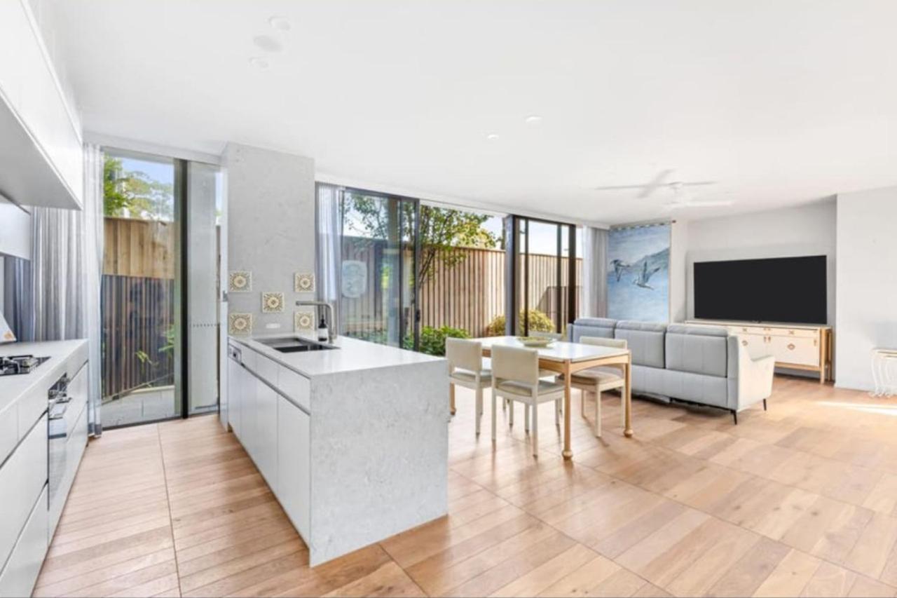 Serene Garden Apartment