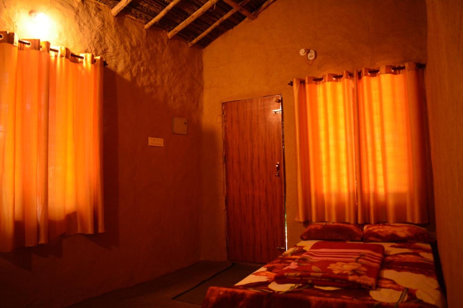 Cosmic Mud House Kanthalloor