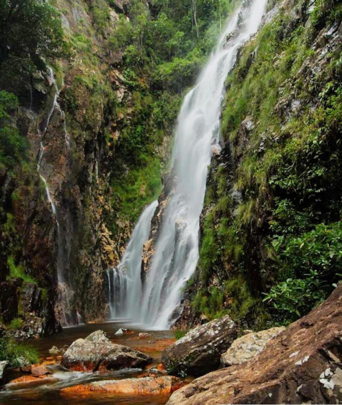 Chalé Pequi Conforto e Natureza chale com ar condicionado e maquina de lavar