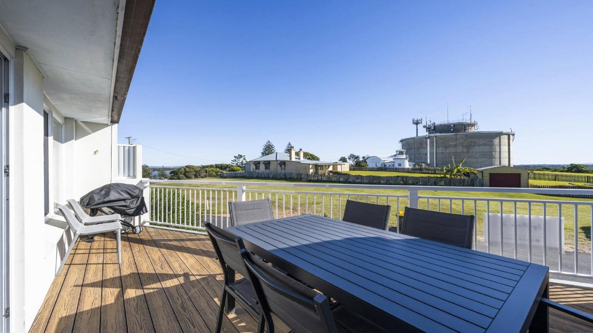 Lighthouse Unit 2 - Lifestyle Yamba