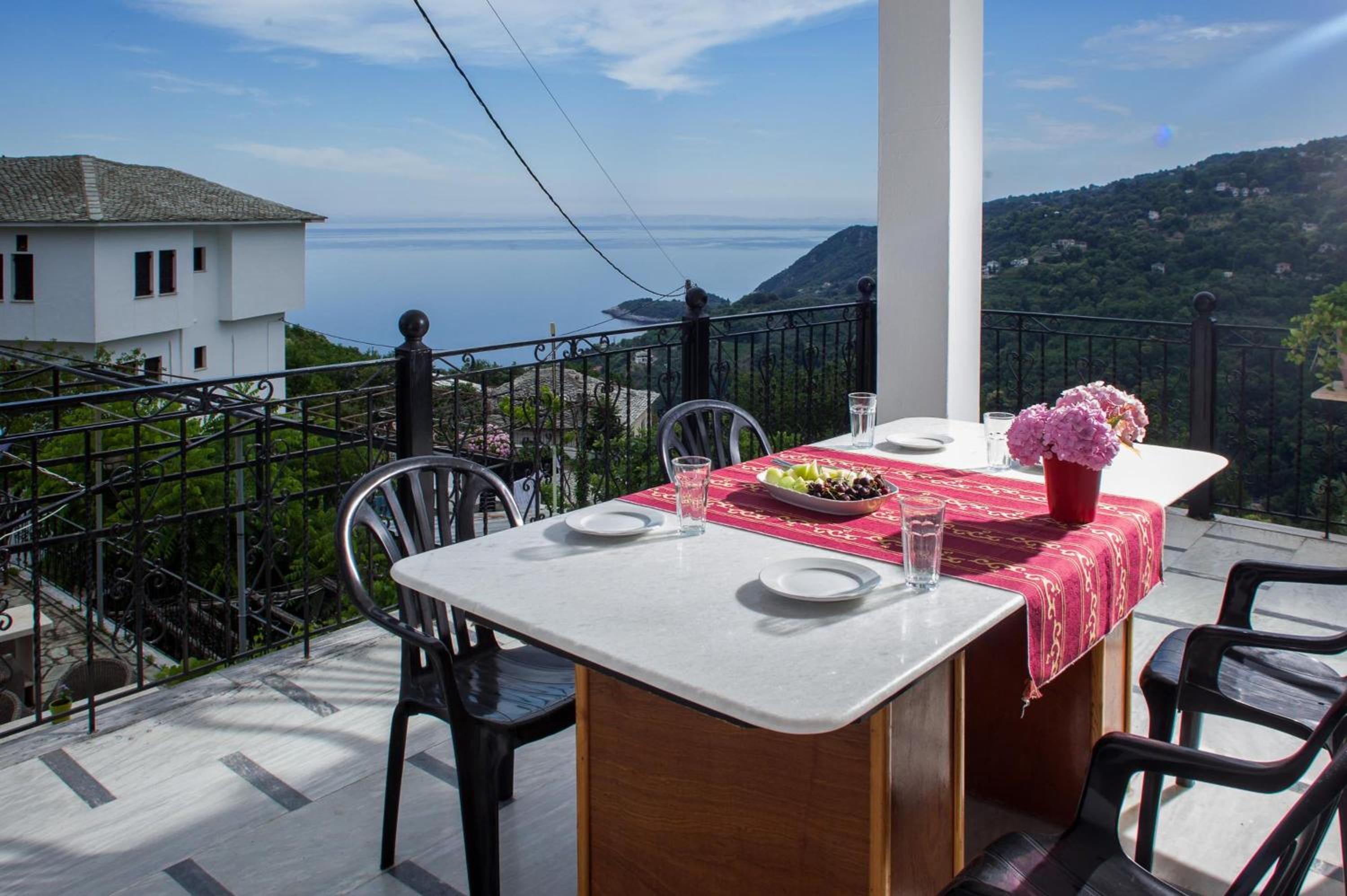 Paradeisos Rooms Pelion view 3