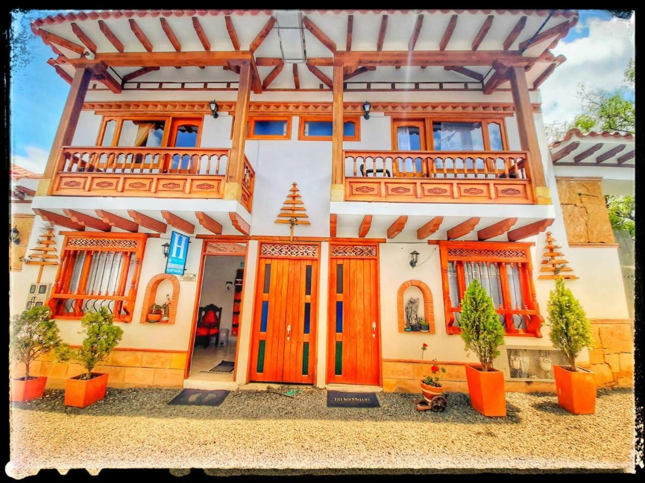 ApartaHotel Margaritas de la Villa VDL