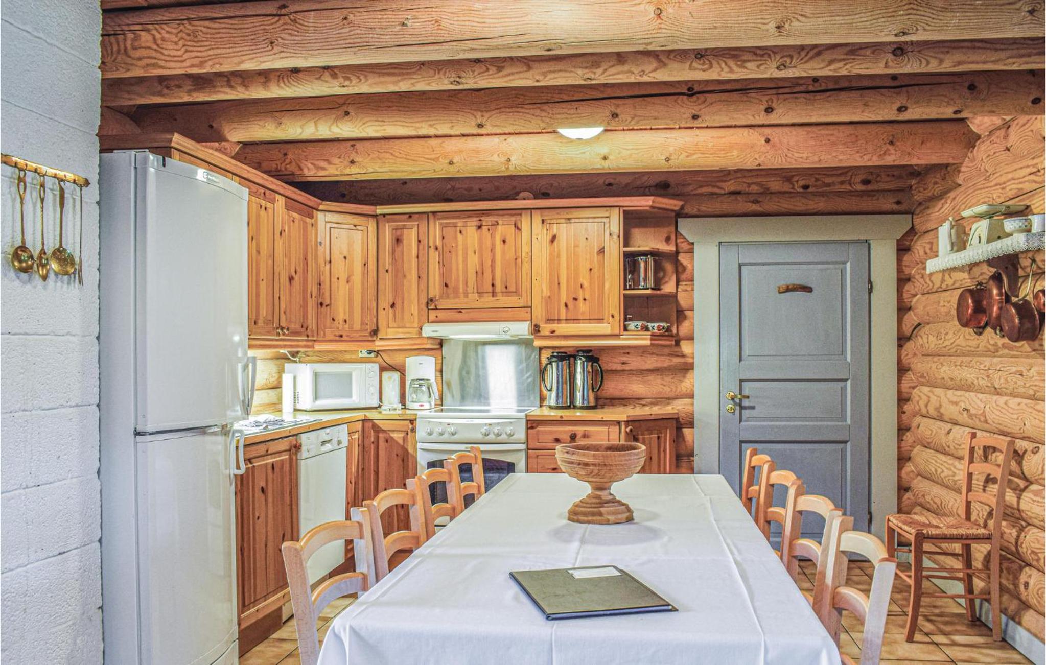 Awesome Home In VegÄrshei With Sauna