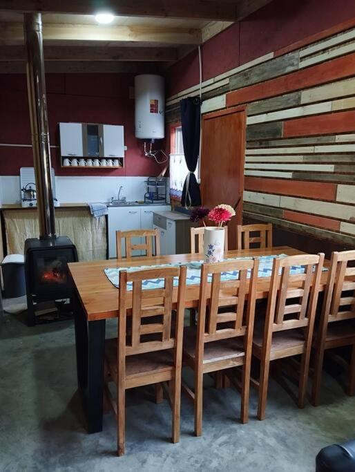 Cabaña Choroy dentro del pueblo, cercano a playas