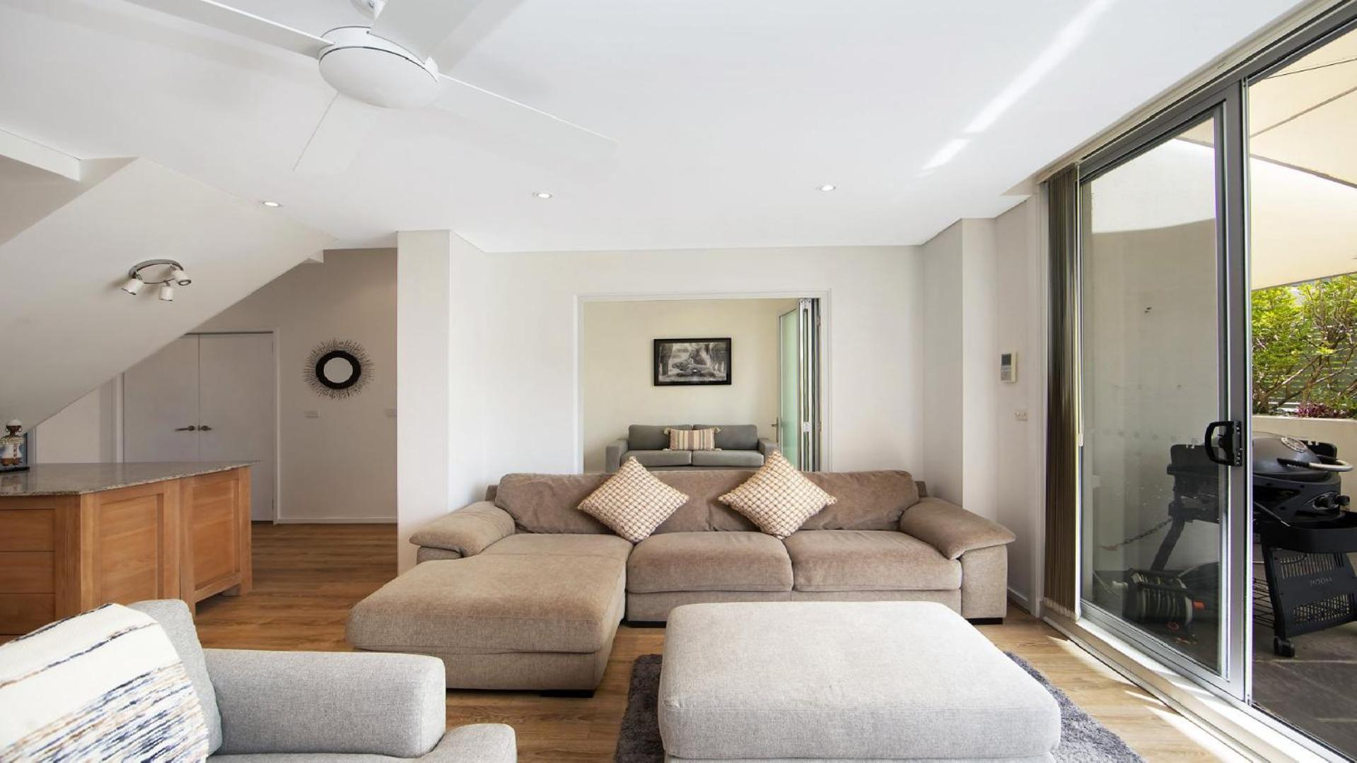 Ettalong Beach - Poolside Luxury