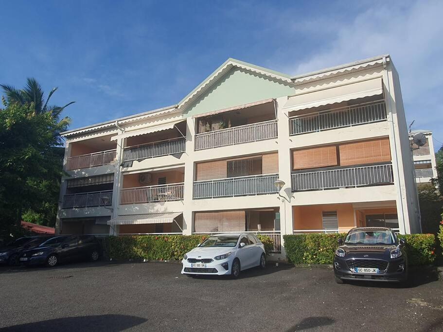 Modern apartment close to everything view 4