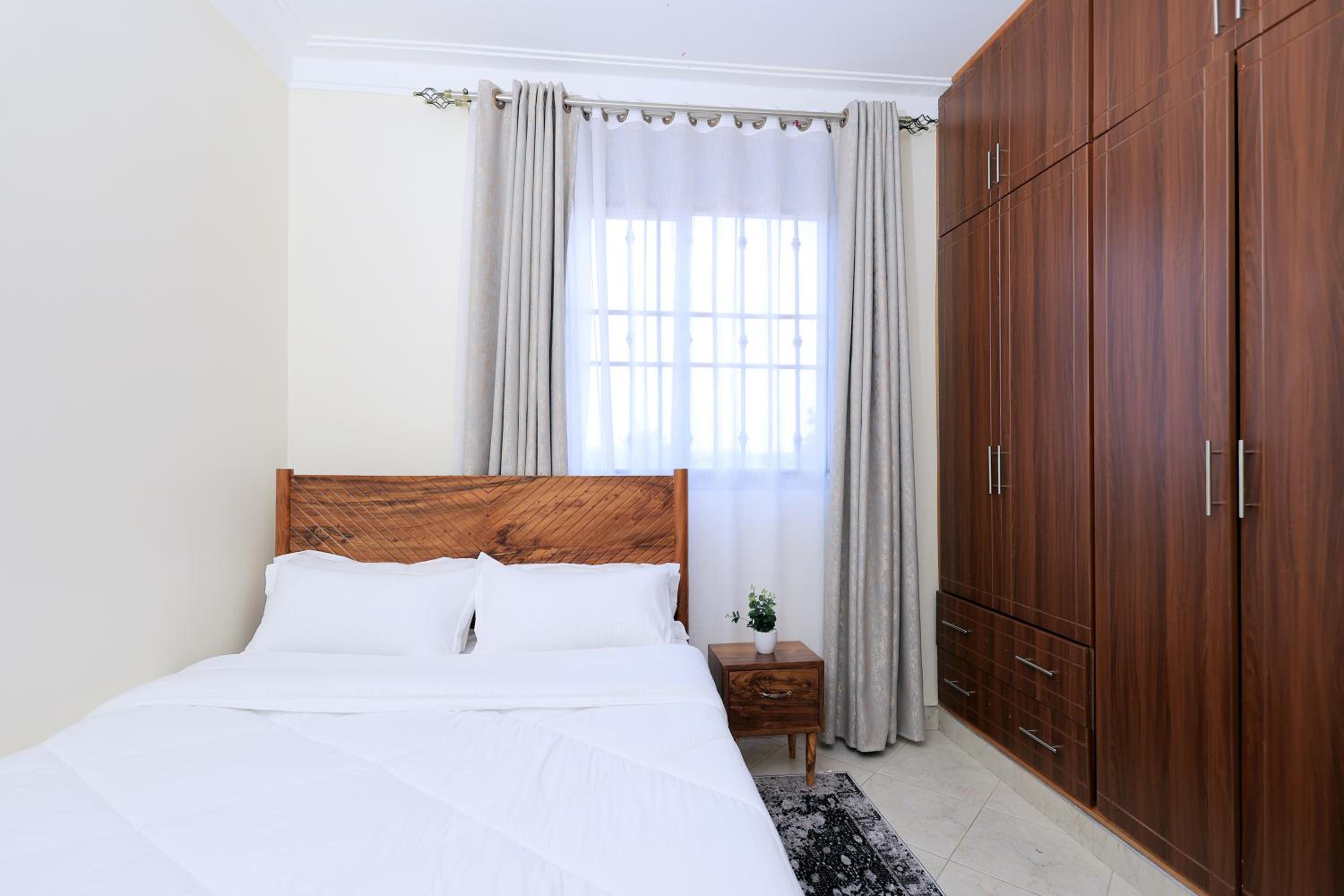 Comfortable and sophisticated Apartment view 3