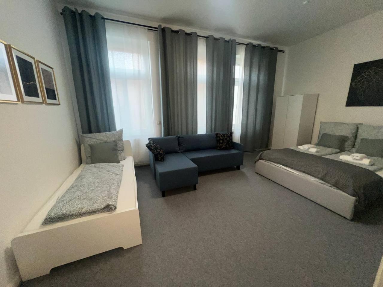Koblenz Corner Rooms