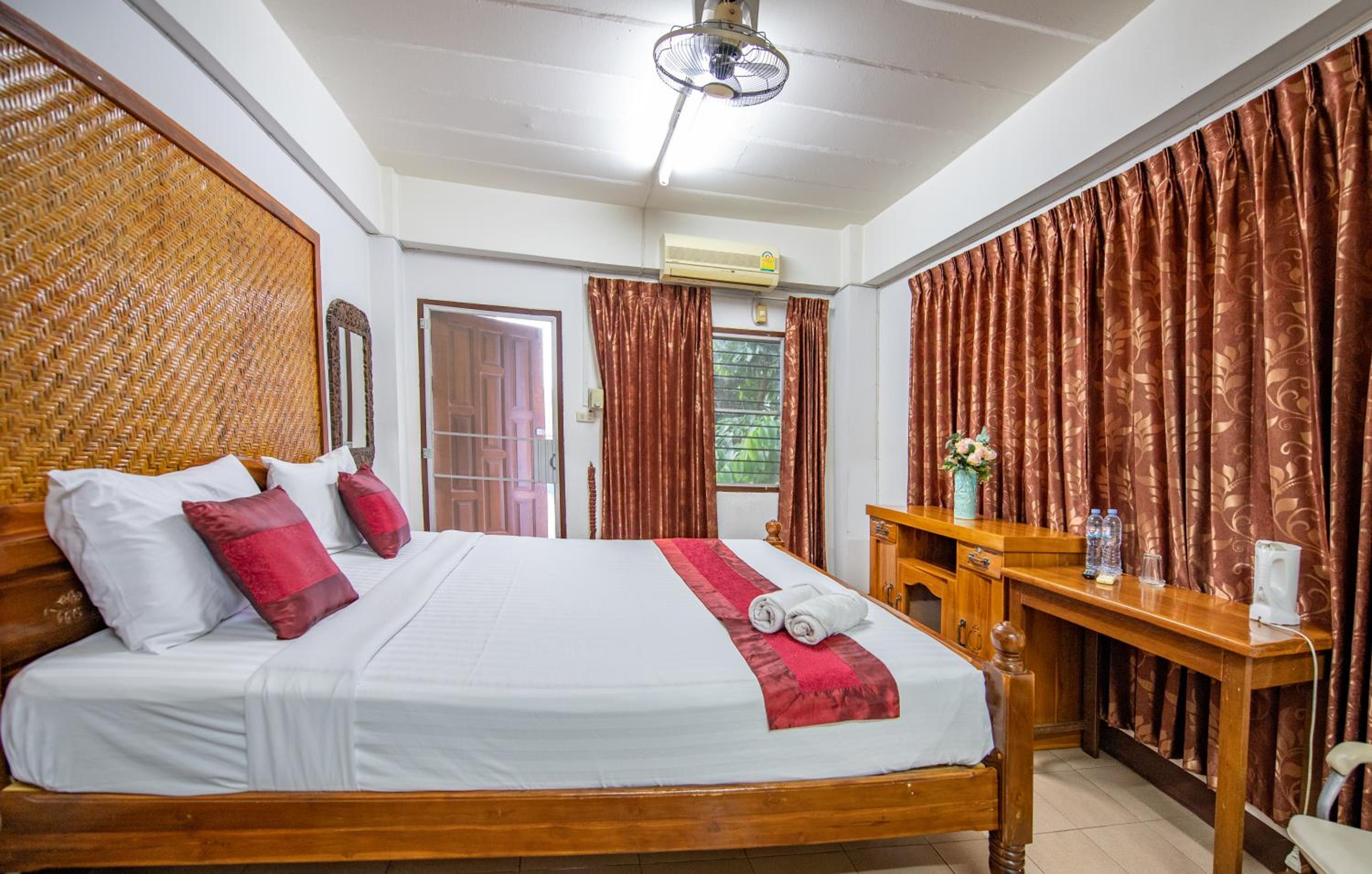Saithong House