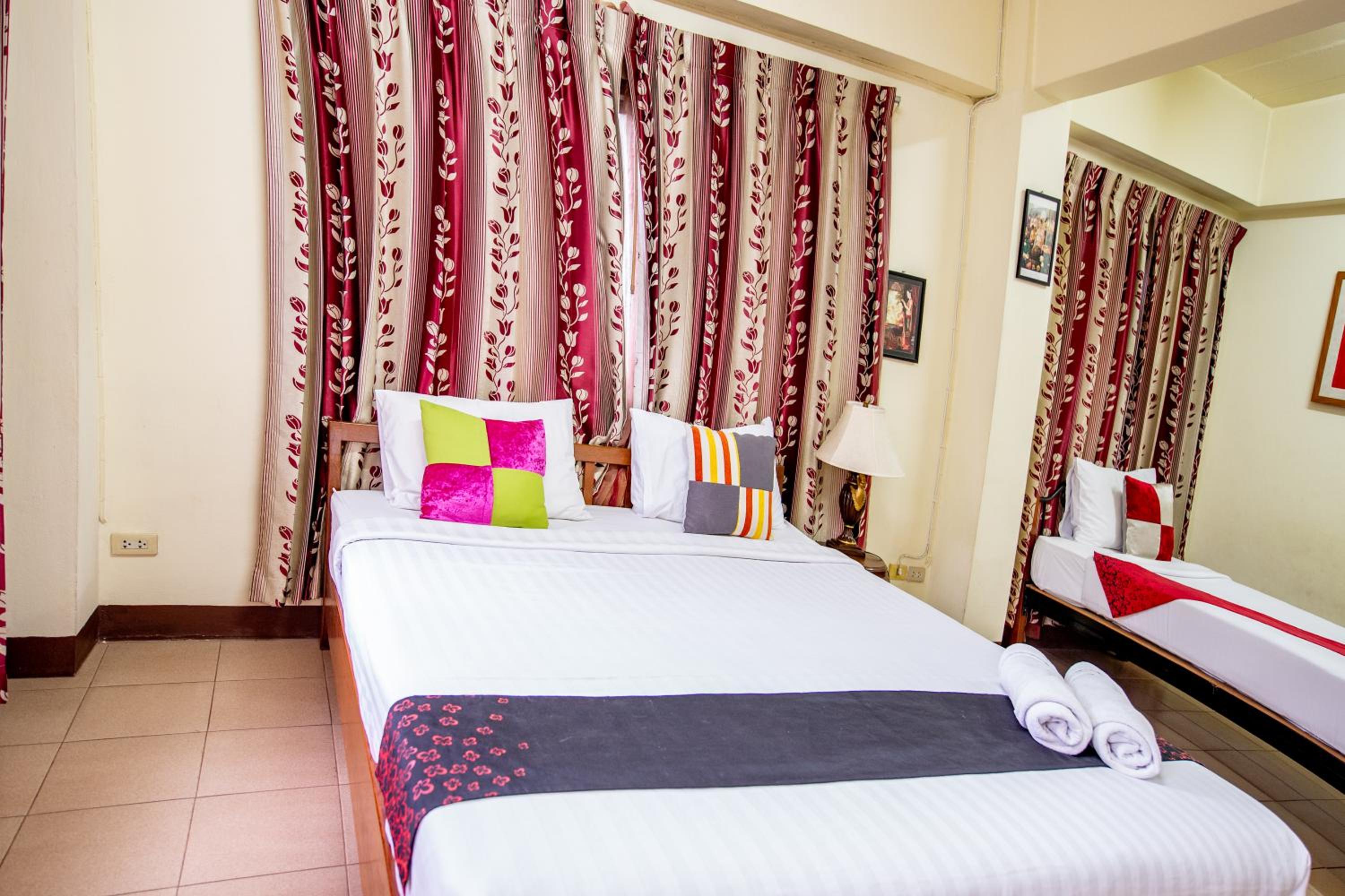 Saithong House