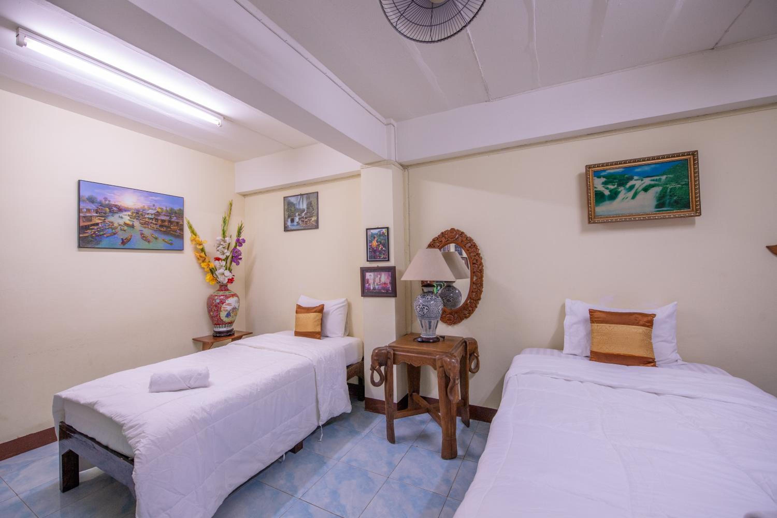 Saithong House